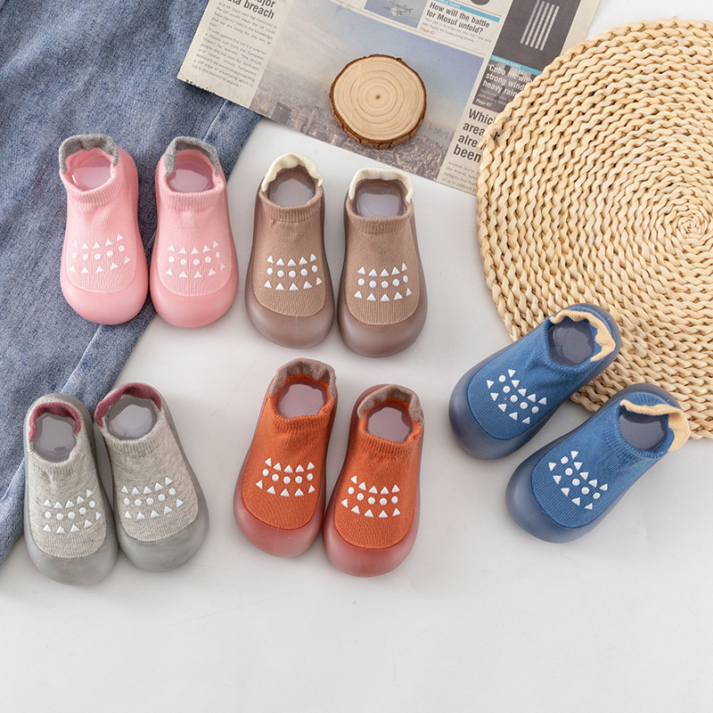 Baby Floor Shoes Blue and Pink - Anti Blister Sock บทวิจารณ์และราคา
